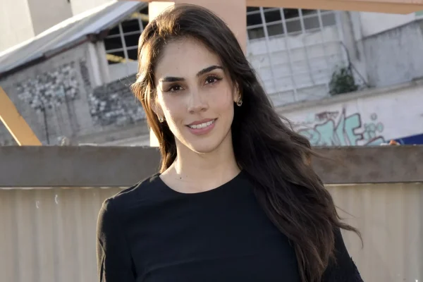 Sandra Echeverría: Kecantikan, Talenta, dan Karisma yang Memikat