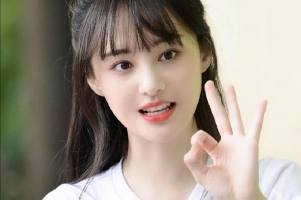 Zheng Shuang: Wanita Tercantik dengan Bakat dan Pesona yang Memikat